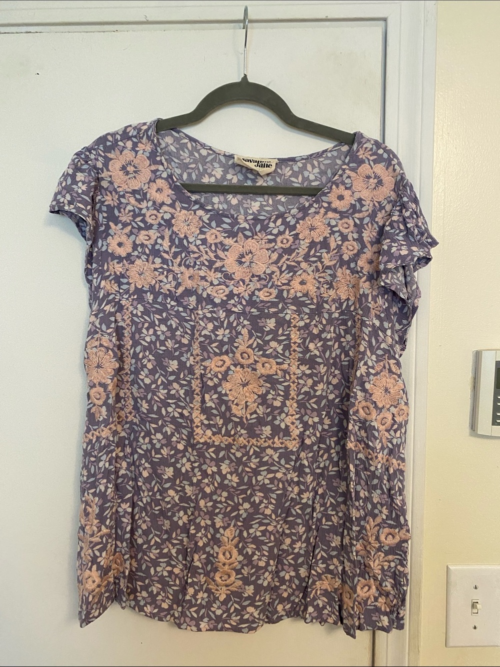 Women's Lavender Floral Short-Sleeve Blouse